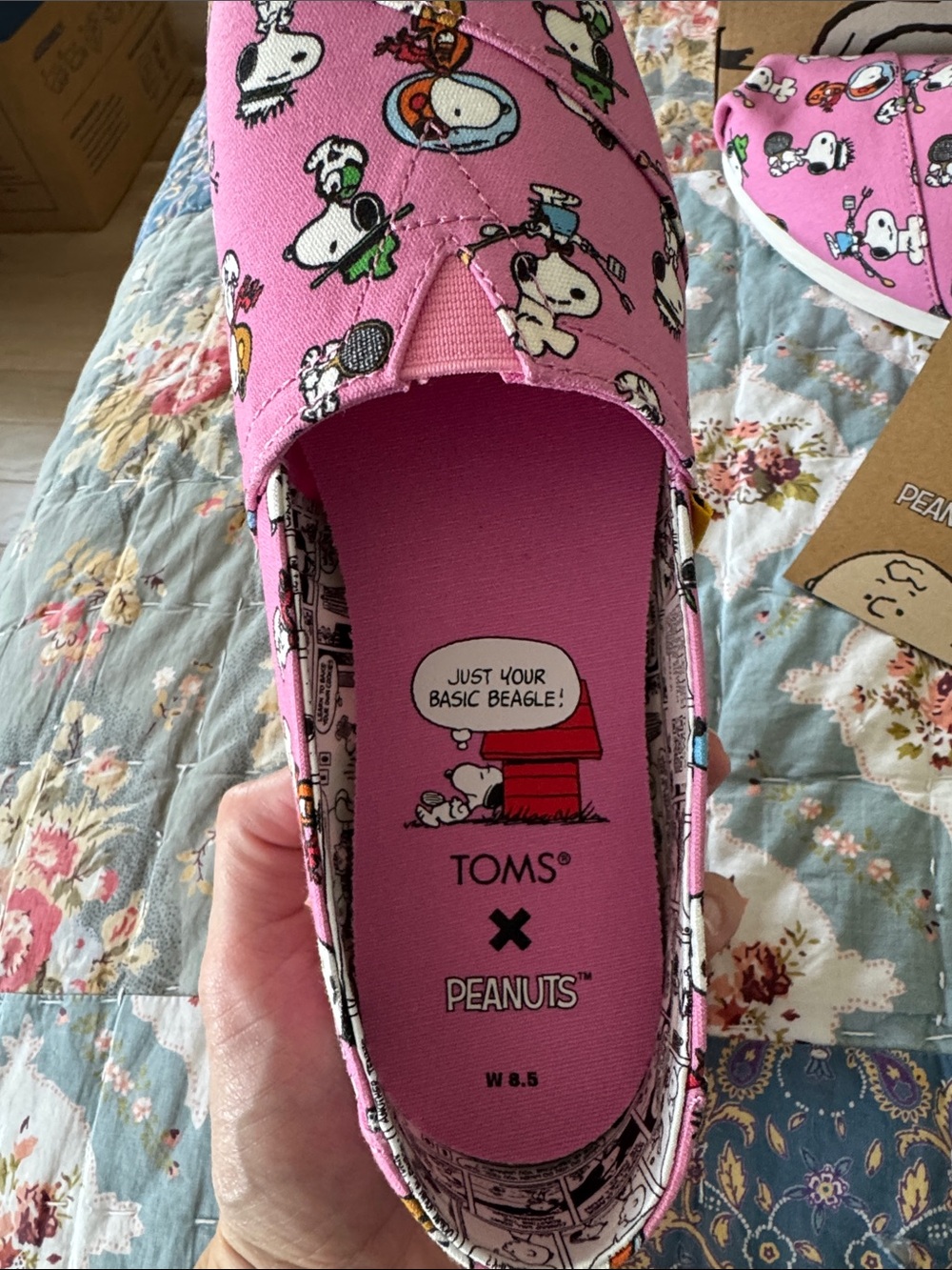 NWT Toms Pink Peanuts Slip-On Shoes - Picture 4 of 5